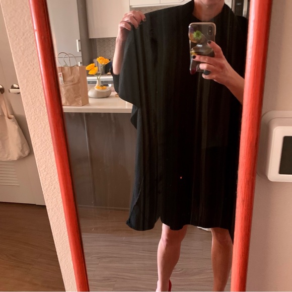 2/$6 🖤 FOREVER 21 Black Cardigan 🖤 - Picture 6 of 11